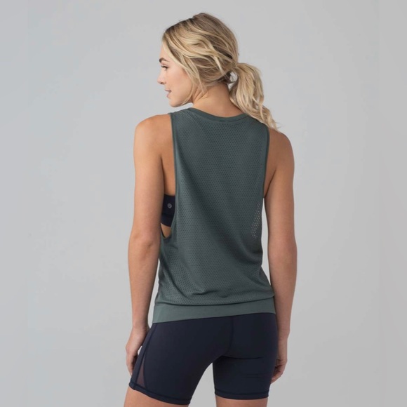 NWT Lululemon Breeze By Muscle Tank II in Dark Forest - Picture 6 of 8